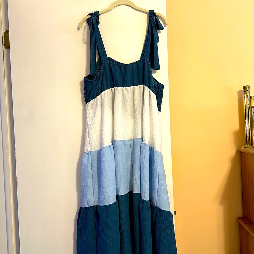 Blue Color Block Sundress - Picture 4 of 6